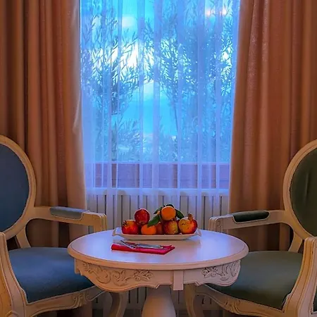 Otel Aeneas