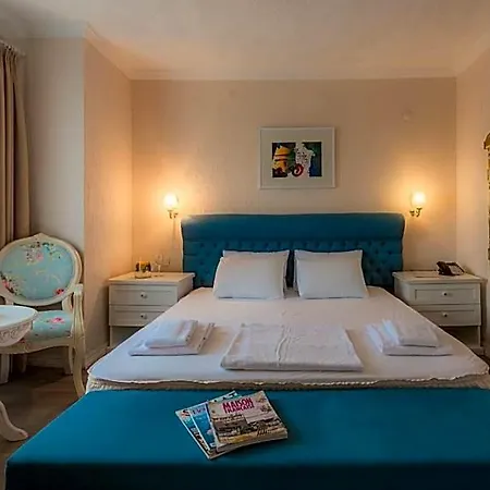 Aeneas Hotel